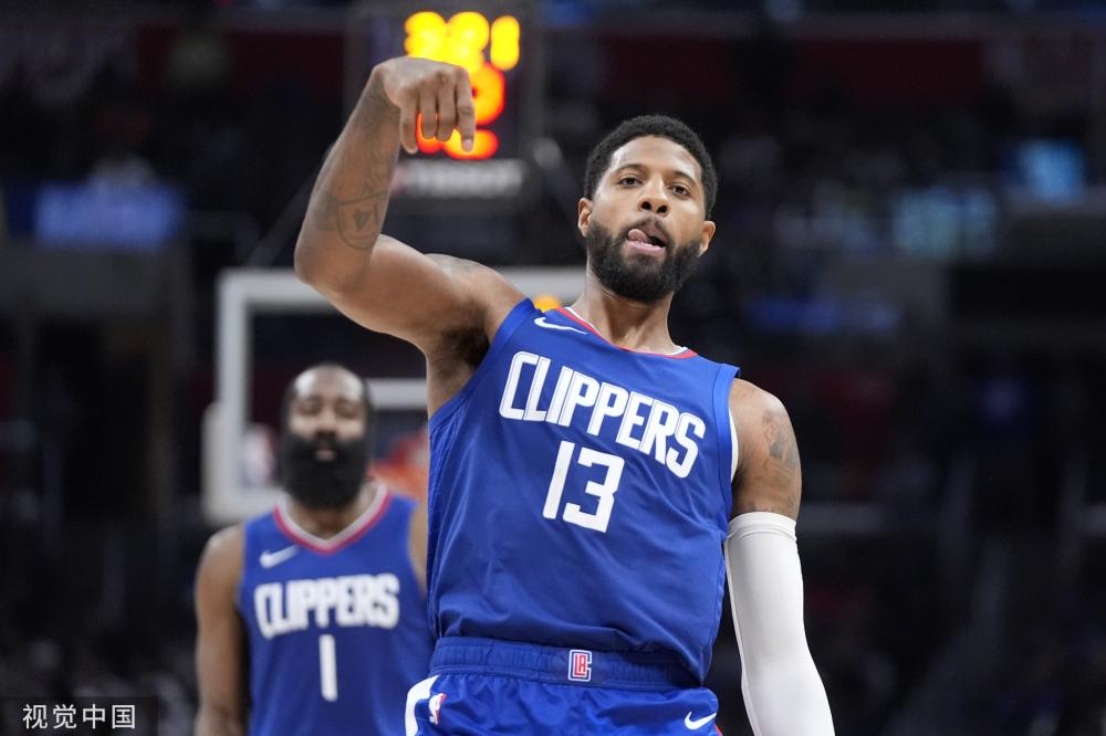 他的视频中 他的视频中