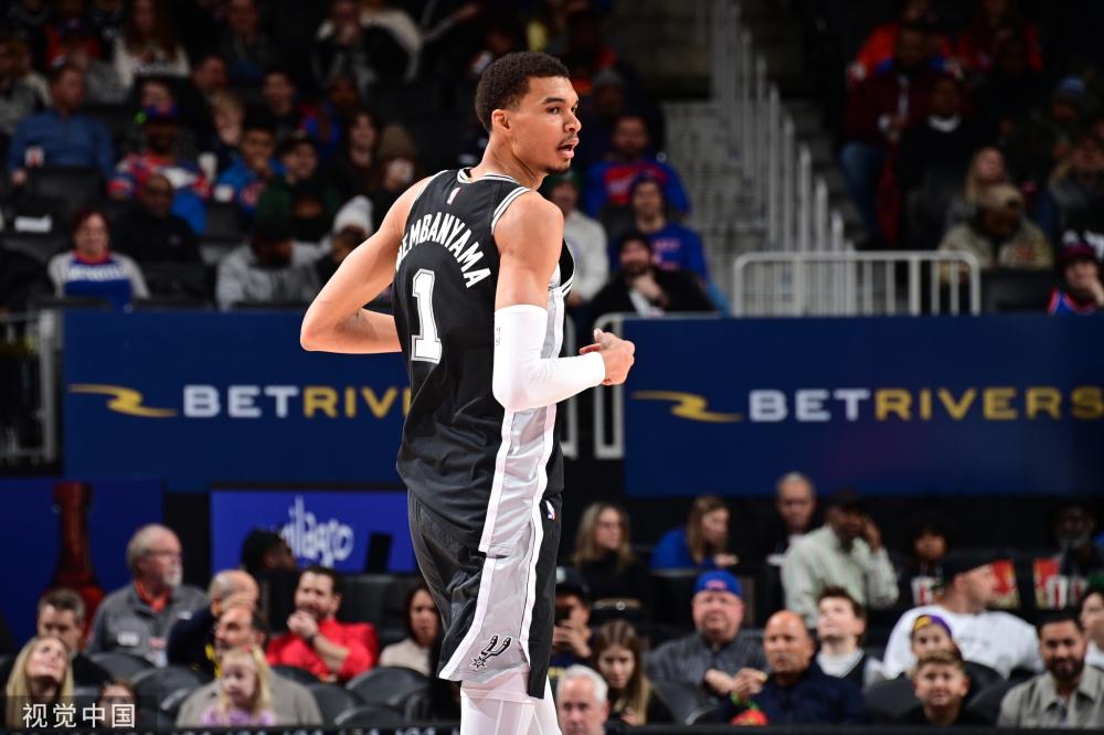 被认为是中 被认为是中