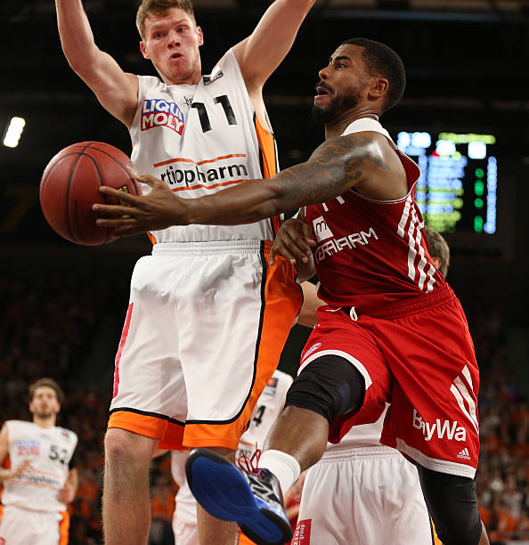 在这个赛季 在这个赛季