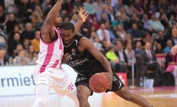 尽管卡佩拉 尽管卡佩拉