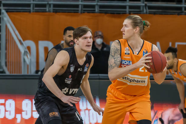 共同完成技 共同完成技