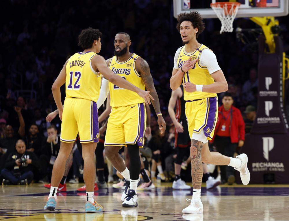 面对强大对 面对强大对